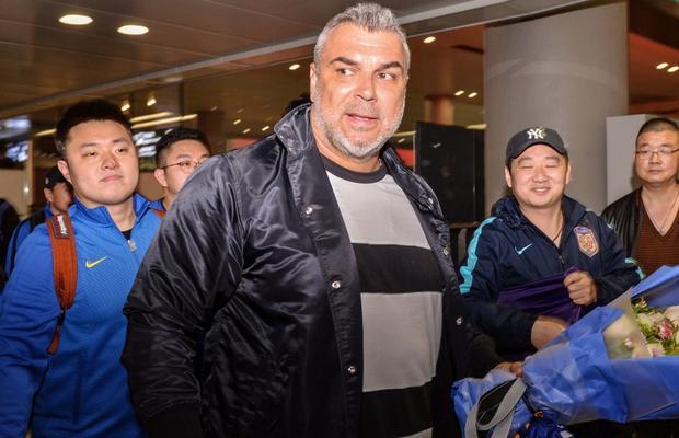 Cosmin Olăroiu a anunțat că donează 100 de porții de mâncare pe zi pentru personalul medical de la spitalul „Victor Babeș” din București