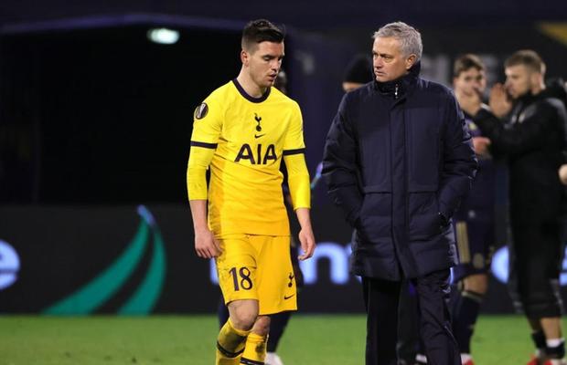 Jose Mourinho, critic la adresa jucătorilor după umilința din Croația: „Echipa e de vină!”