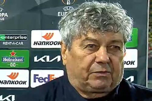 Mircea Lucescu, 75 de ani, a oprit flash-interviul de la finalul meciukui Villarreal - Dinamo Kiev 2-0 (4-0 la general), „optimile” Europa League.