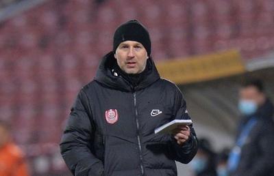 CFR, ca FCSB! Anunțul momentului: „Nu antrenorul l-a băgat în primul «11»!”