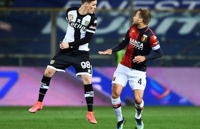 FOTO Parma lui Man și Mihăilă, șanse tot mai mici să se salveze! Cum s-au descurcat românii în eșecul cu Genoa