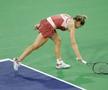 Simona Halep (30 de ani, locul 26 WTA) și-a pierdut cumpătul la finalul primului set cu Iga Swiatek (20 de ani, 4 WTA) din semifinalele Indian Wells.