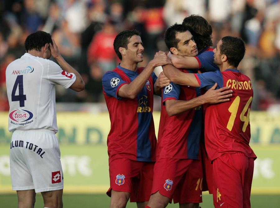 Imagine de la ultimul succes al FCSB-ului pe terenul Argeșului // foto: arhivă GSP Alertă la FCSB, urmează chinul lui Petrea » 16 ani de secetă pentru roș-albaștri
