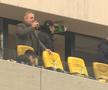 Mihai Rotaru, transfigurat la „oficială” » Flancat de Bobonete și de un fost ministru, s-a calmat cu un whisky după golul lui Edjouma