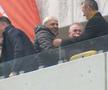 Mihai Rotaru, transfigurat la „oficială” » Flancat de Bobonete și de un fost ministru, s-a calmat cu un whisky după golul lui Edjouma