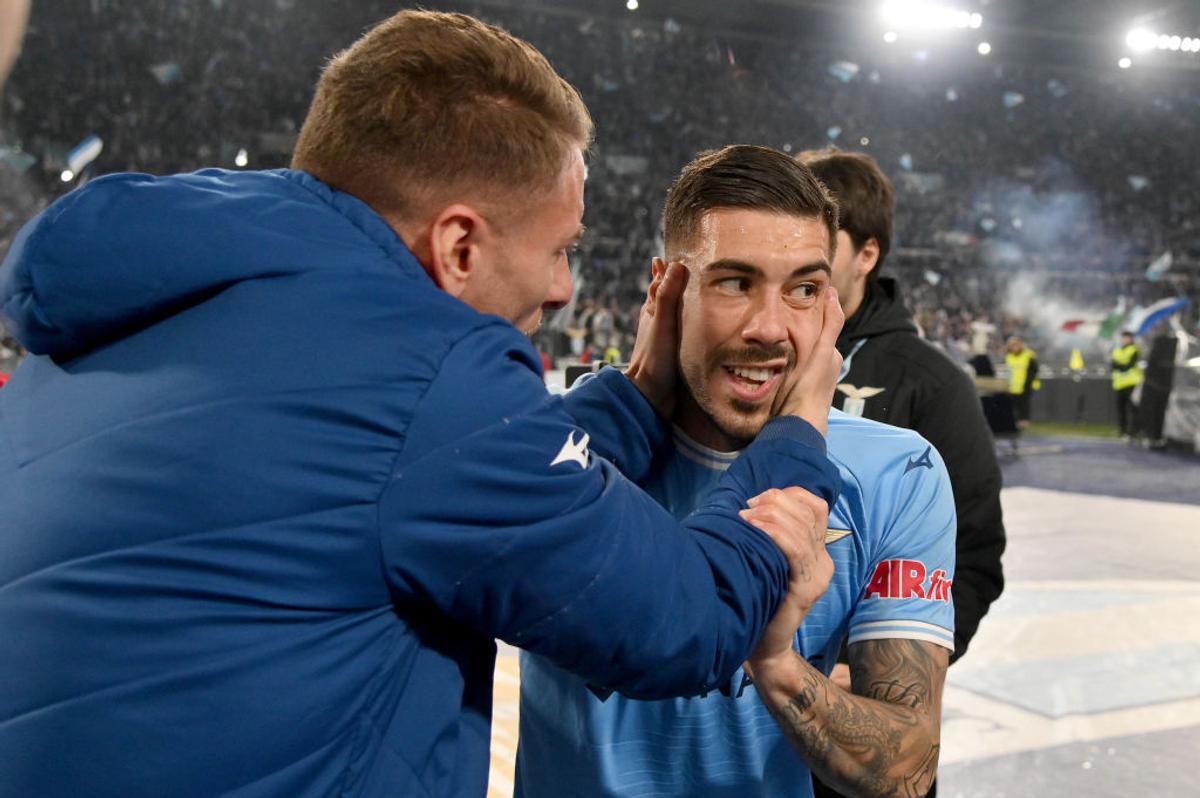 Lazio a sărbătorit în stil mare victoria cu AS Roma: Ștefan Radu, în centrul euforiei