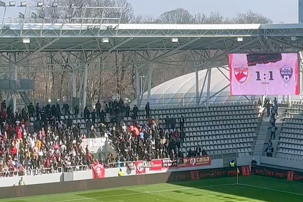 Ce rău a ajuns Dinamo! Moment stânjenitor cu Gloria Buzău: „Ținând cont de situația materială...”