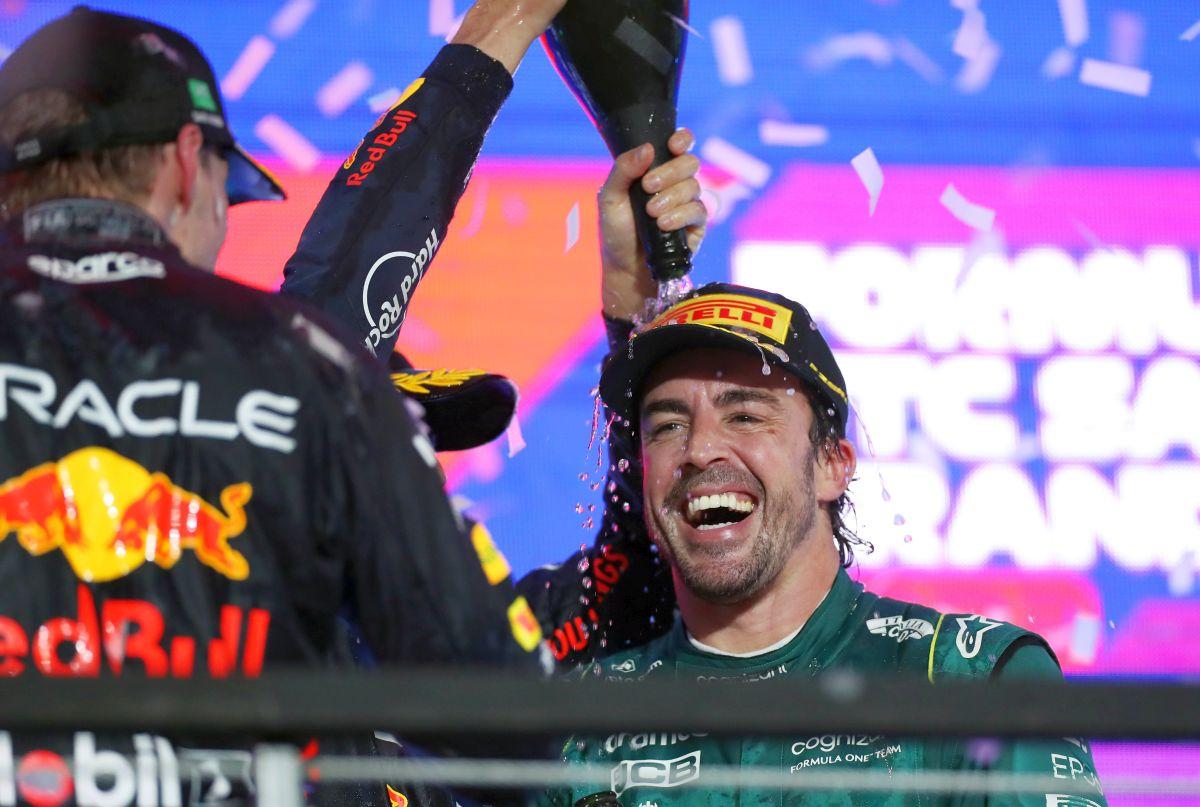 Internetul a luat foc! Tatăl lui Max Verstappen, reacție virală după ce Sergio Perez l-a învins pe fiul său: „Ce atitudine îngrozitoare!”