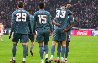 Surpriză în „clasicul” Olandei » „Mândria Sudului” a învins Ajaxul după 18 ani la Amsterdam și poate cuceri titlul!