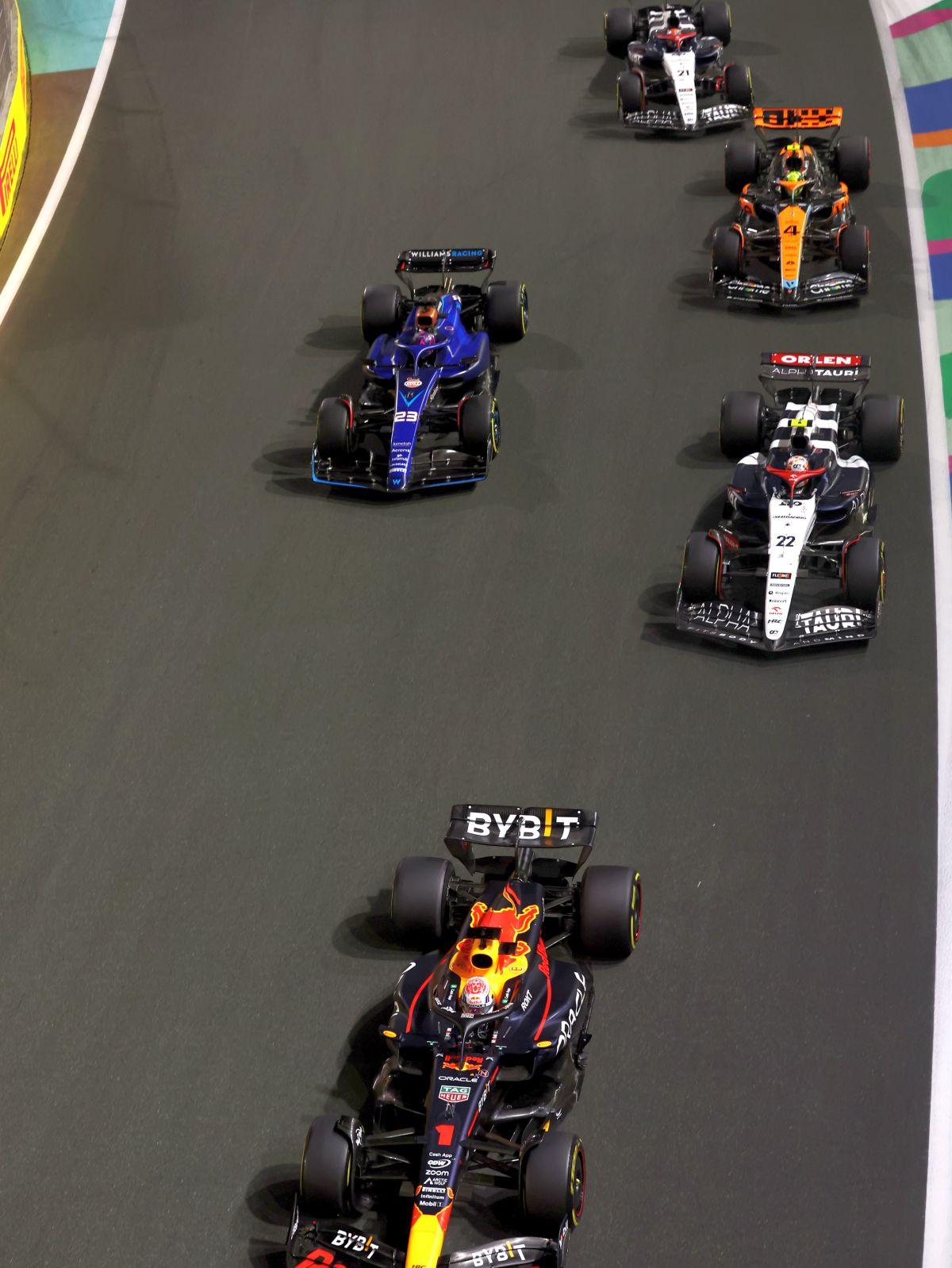 Marele Premiu al Arabiei Saudite: dublă pentru Red Bull, Sergio Perez reușește prima victorie din 2023! Telenovelă la final: podium refăcut în urma contestației!