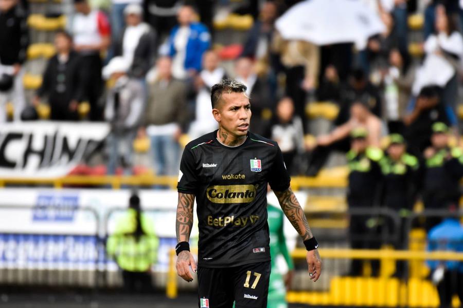 Dayro Moreno s-a întors în 2023 la Once Caldas / Foto: Imago Dayro Moreno e REGE! Fostul atacant al lui Gigi Becali bate recorduri la 38 de ani