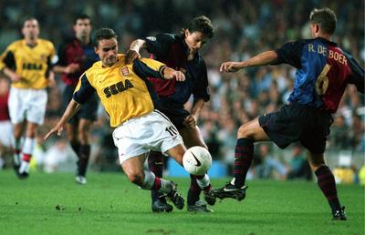 Poveștile dramatice ale legendei » Trimis forțat în armată. Alergie la iarbă. Van Gaal nu l-a vrut și haosul Barcelona
