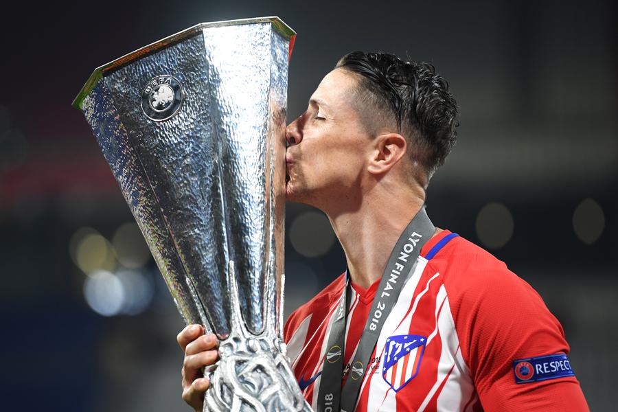 Torres, sărbătorind câștigarea UEFA Europa League în 2018 „Ca portar, mi-am rupt dinții. Mama m-a trecut în atac” » Vârful îndrăgostit de Atletico Madrid a răvășit Premier League, a fost făcut „trădător”, „flop” și erou al marilor finale