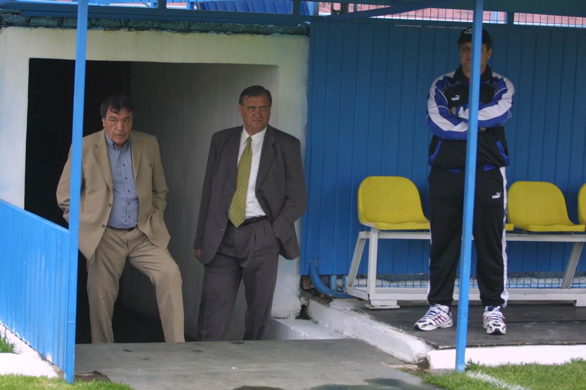 Opt lucruri inedite din viața lui Vasile Simionaș » Motivul pentru care a refuzat Craiova Maxima și cum l-a descoperit pe Cosmin Olăroiu