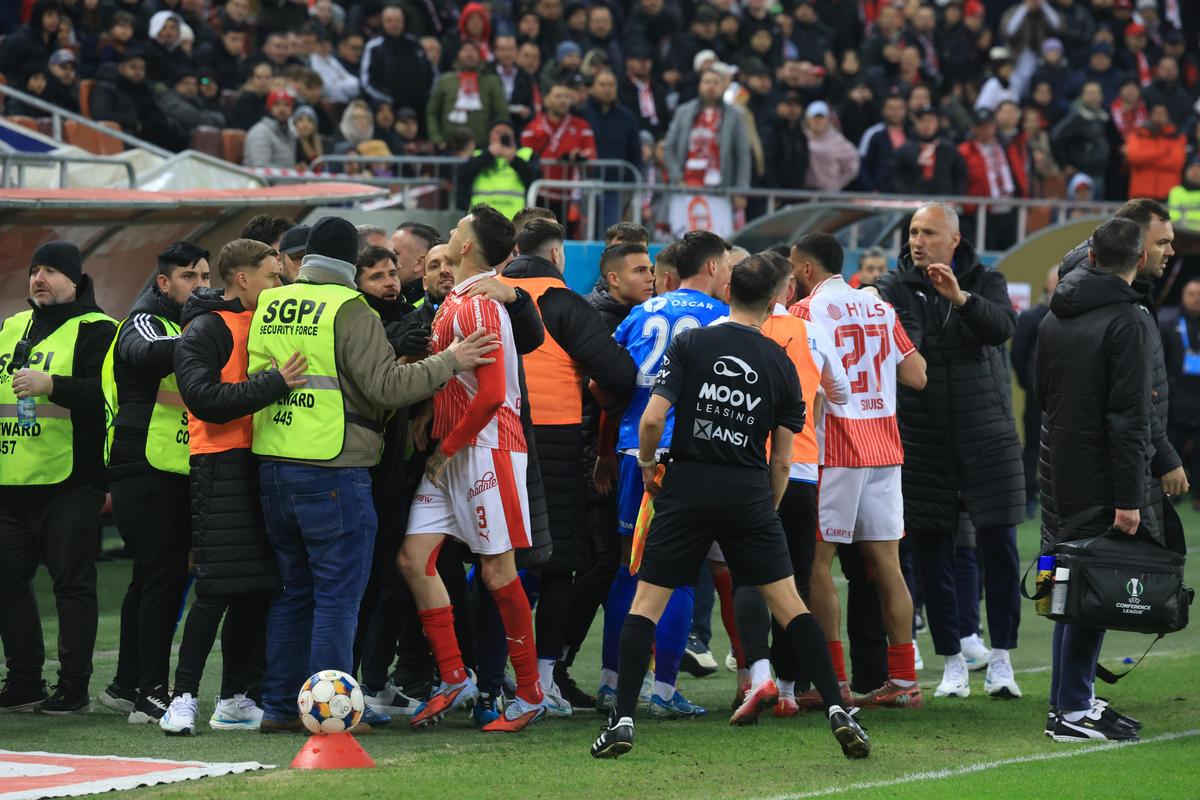 Scandal în Dinamo - Craiova, 19 martie