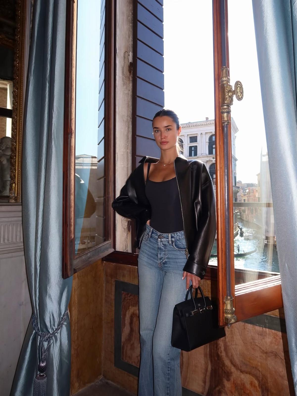 Starul dorit de Real Madrid a trecut peste despărțire! A lăsat-o pe fata lui Jude Law, iar noua iubită a fost răsfățată cu o vacanță de lux