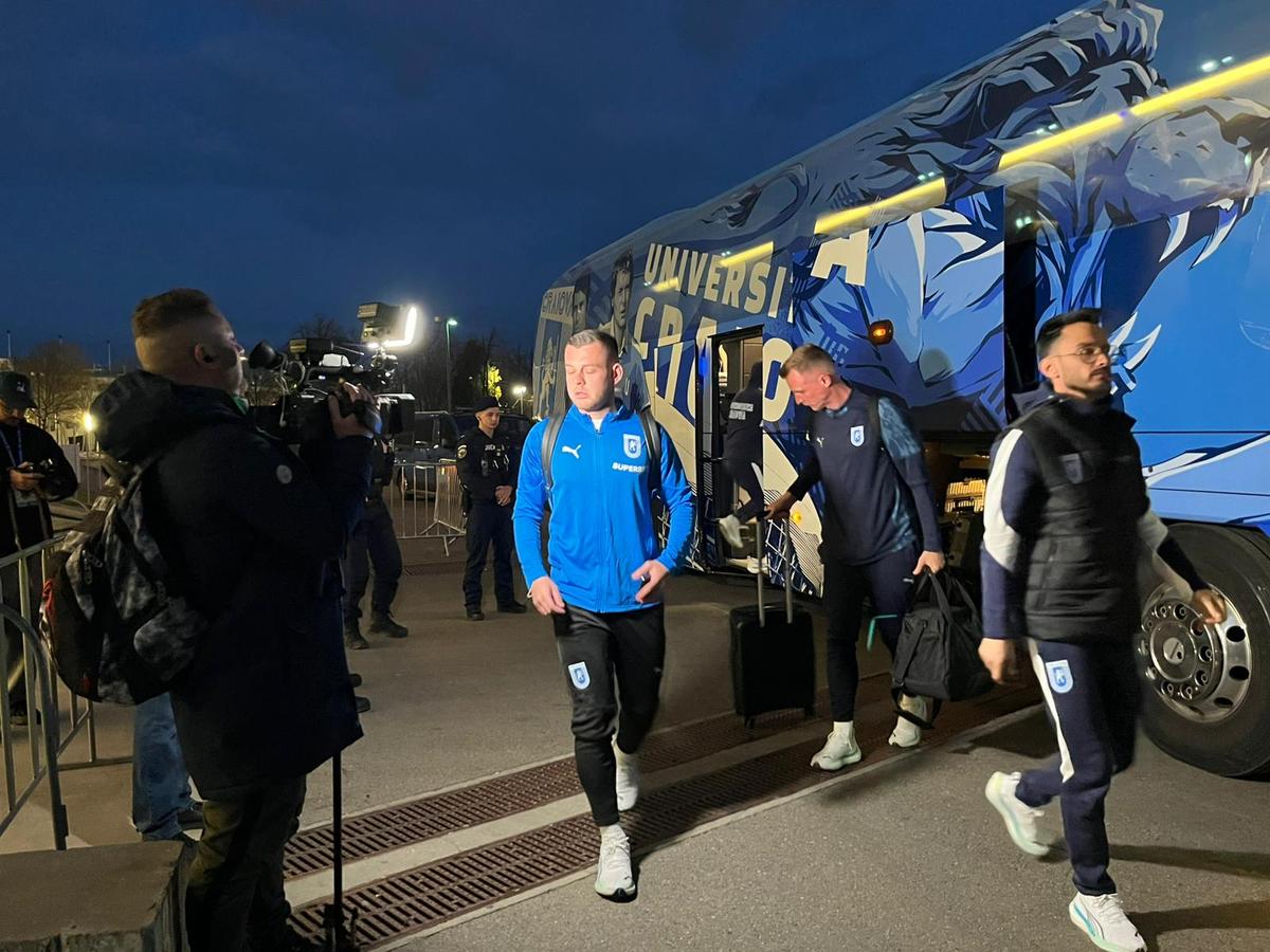 Înainte de Dinamo - Craiova, 19 martie 2026