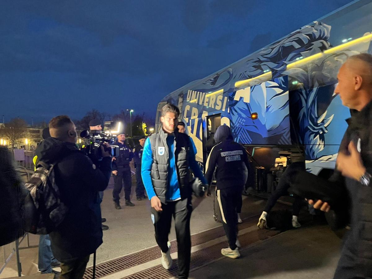 Înainte de Dinamo - Craiova, 19 martie 2026