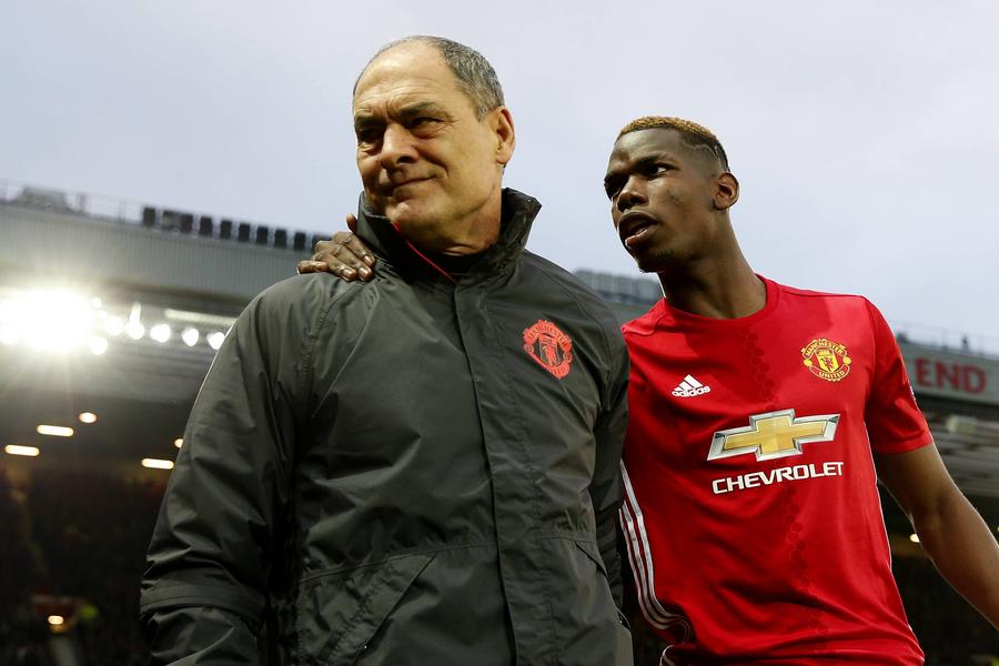 Silvino Louro și Paul Pogba // foto: Imago Images A decedat omul care a stat lângă Jose Mourinho timp de două decenii