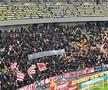 Banner Dinamo - „Noi venim cu mentalitatea / Contratiul vostru, la fel ca și identitatea”