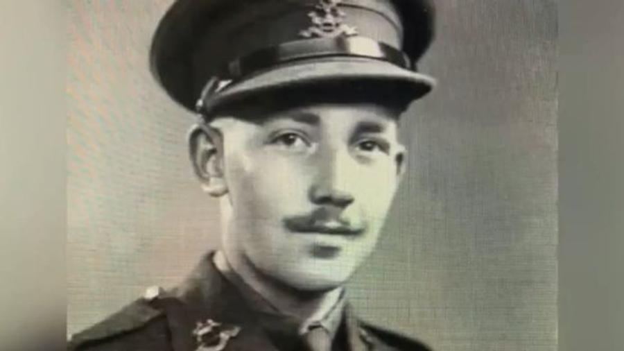 Povestea emoționantă a căpitanului Tom Moore, veteranul de 99 de ani care a strâns peste 30 de milioane de euro pentru sistemul de sănătate britanic