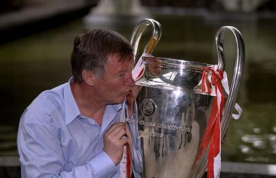Sir Alex Ferguson povestește spaima trăită după hemoragia cerebrală: „Singur și terifiat, în tăcere”