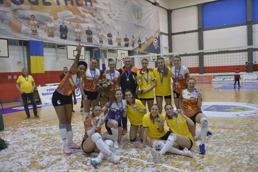 CSM Târgoviște la primul titlu de campioană FOTO Cristi Preda Giovanni Caprara, omul cu succesul » Italianul care a adus titlul la Târgoviște