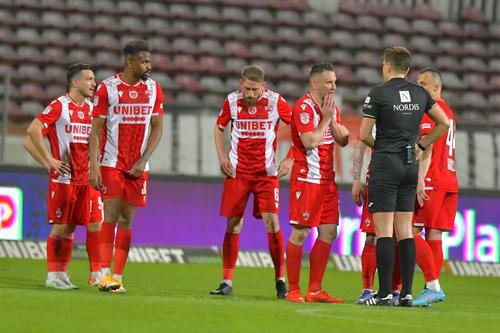 Daniel Pancu, 44 de ani, fost jucător și antrenor al Rapidului, nu înțelege ce se petrece la Dinamo, matematic la baraj cu 4 etape înainte de finalul play-out-ului.