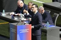 De ce a votat FCSB cu Burleanu: „E prieten cu ei, îl las în pace” + „A fost ca la circ, i-a strâns ca pe niște oi pe stadion”