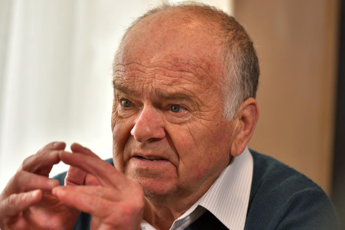 „Am golit o Alimentară în București!” » Dezvăluiri incredibile despre viața fotbaliștilor în comunism: „Vreau 400 de litri de coniac”