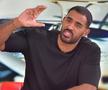 De la fotbal la kickboxing » Benny Adegbuyi și-a spus povestea la „Prietenii lui Ovidiu”: „Tata e nigerian, dar eu mă simt sută la sută român. Țin cu FCSB”