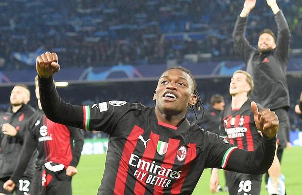 „M-a luat de mână ca pe un fiu” » Senzaționalul Rafael Leao, fabulos la interviu: „Vrem Champions League!”