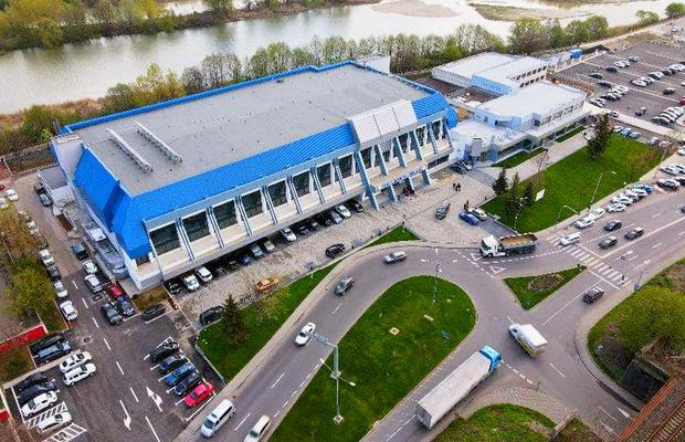 Cu o întârziere de 18 luni, bazinul olimpic de 1,7 milioane de euro din România a fost inaugurat astăzi: „Avem o infrastructură de excepție”