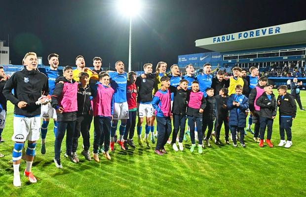 Ce nu s-a văzut la TV în Farul - CFR Cluj » Singurul „feroviar” care a avut ce sărbători după rușine