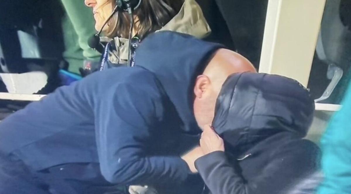 Vincenzo Italiano a sărutat o jurnalistă în Fiorentina - Viktoria Plzen, din „sferturile” Conference League