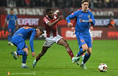 FCSB – Rapid, meciul care poate aduce titlul roș-albaștrilor