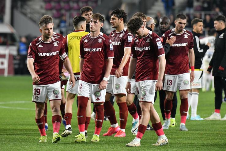 Rapidiștii, deznădăjduiți după eșecul cu U Cluj / FOTO: Cristi Preda (GSP)