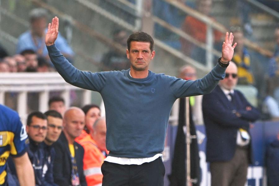 Cristi Chivu, antrenorul Parmei/ foto Imago Images Cristi Chivu are cel mai bun debut cu Parma în Serie A de la echipa în care juca Adrian Mutu » Doar un antrenor gialloblu îl întrece în acest secol!