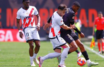 Rayo Vallecano și Andrei Rațiu au prins in extremis Europa! Au stat cu emoții până în ultima clipă