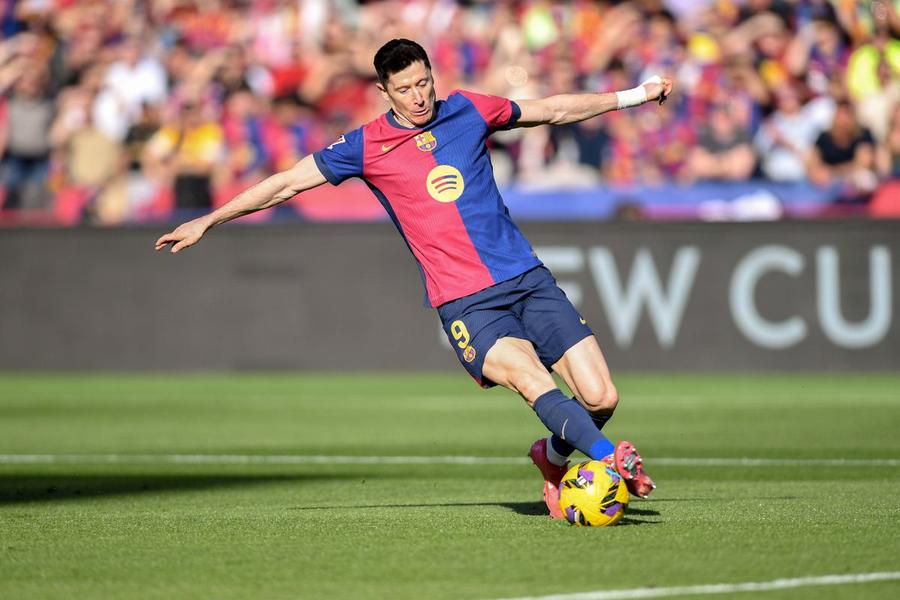 Robert Lewandowski, atacantul Barcelonei / Foto: Imago Images Lewandowski a decis unde va juca din 2026, după despărțirea de Barcelona: „A spus în vestiar”