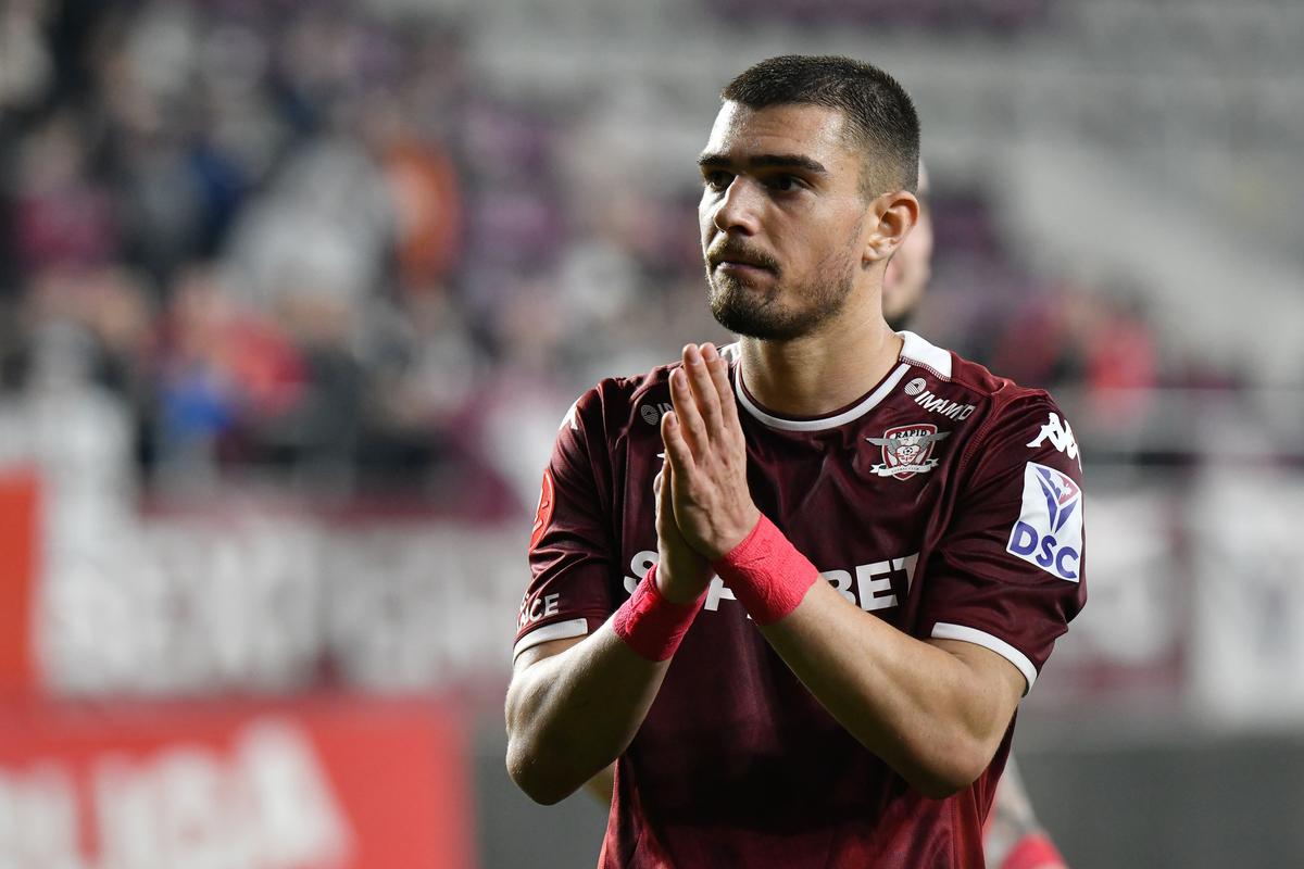 Deznădejde alb-vișinie! Imaginile surprinse pe gazon, după Rapid - U Cluj 0-2