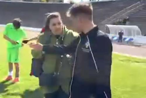Mama unui jucător a intrat pe teren după CS Medgidia - Viva Sport 4-2 și i-a înjurat și amenințat pe arbitri