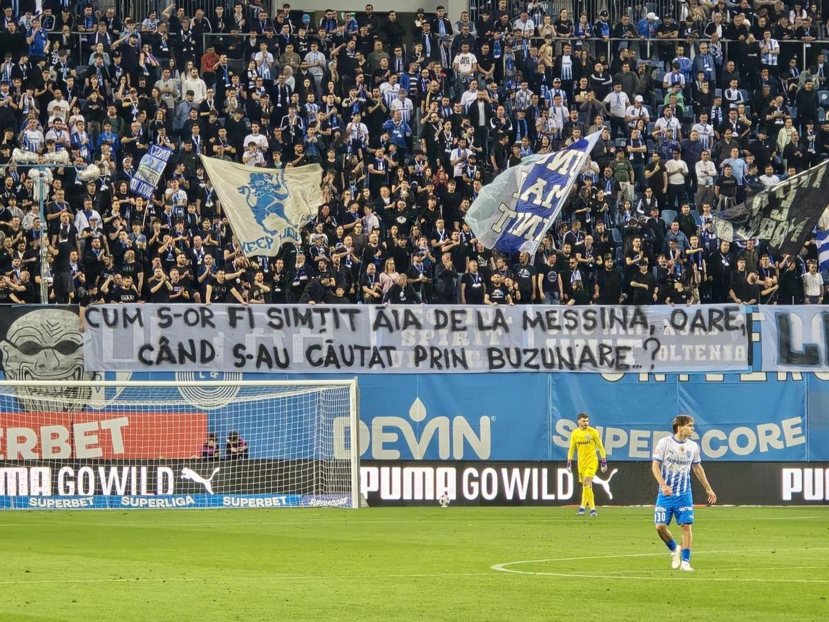 Mesaje afișate unul după altul de olteni, în meciul cu Rapid