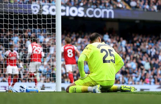Ce-ai făcut, Gigi?! » Donnarumma, gafă cum rar se poate vedea, în meciul de titlu cu Arsenal