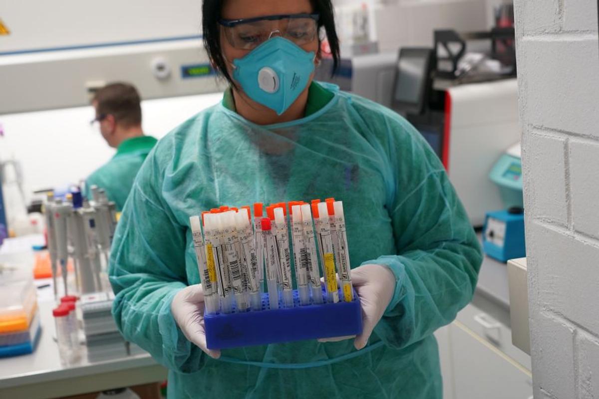 COVID-19. Ne mai trebuie vaccin? Un expert OMS anunță: „Virusul ar putea dispărea de la sine!”