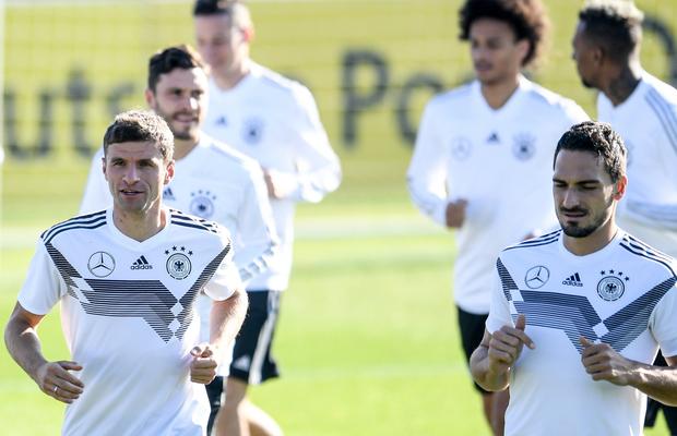 Surprize la nemți » Selecționerul a readus doi veterani la națională pentru Euro 2020! Un nume mare l-a refuzat