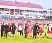 Dinamo a remizat cu Chindia, scor 0-0, și s-a salvat de la retrogradare. „Câinii” aveau nevoie de un singur gol pentru a juca „barajul” de Conference League, dar au avut o atitudine ciudată în minutele de final.
