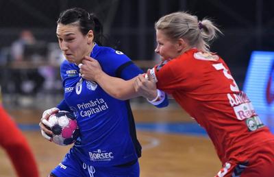 Cristina Neagu și-a amânat operația pentru meciul cu Vâlcea!