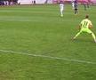 Assist al portarului în SuperLigă! Cum s-a transformat în pasă decisivă degajarea de pe 6 metri