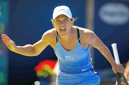 Simona Halep nu mai scapă de probleme